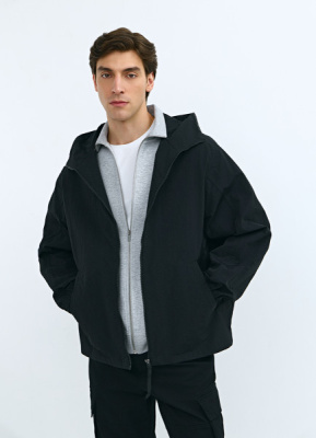 Ветровка с капюшоном, Черный