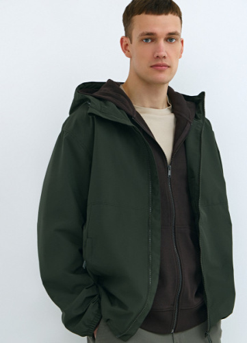 Ветровка с капюшоном, Зеленый