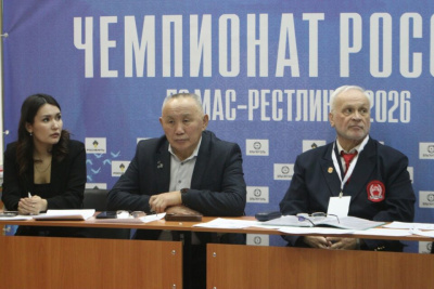 Мас-рестлеры из 30 регионов заявились на чемпионат России / Дьулустаан Сергеев   