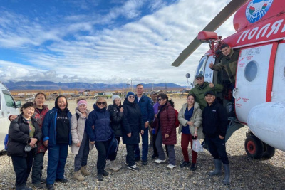 Мобильные доктора впервые осмотрели жителей кочевых стойбищ Якутии / ЯСИА   