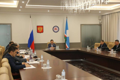 Глава Якутии провел первое совещание республиканской комиссии «Вместе к Победе!» / ЯСИА   