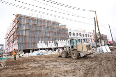 Глава Якутии поручил завершить возведение многофункционального центра в Горном районе в декабре / ЯСИА   