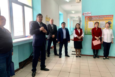 В двух школах Хангаласского района Якутии открылись фирменные классы Жатайского техникума / ЯСИА   