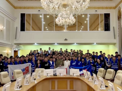 Активисты Молодой Гвардии встретились с Героем России Николаем Евдокимовым / ЯСИА   