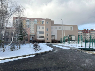 Школу ждет подарок /    