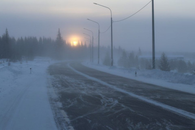 В Якутии из-за сильного ветра и снегопада движение на автодороге «Лена» ограничено для грузовиков / ЯСИА   Республика Саха (Якутия)