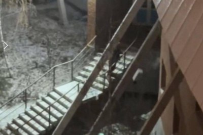 Полиция Якутска установила личность мужчины, который разбил окна в театре / ЯСИА Якутск Якутск Республика Саха (Якутия)