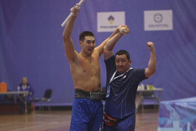 Чемпион России Семен Борисов: «Победы приходят благодаря моему наставнику» / Дьулустаан Сергеев   