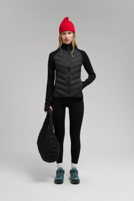 Стеганая куртка с искусственным утеплителем и водо