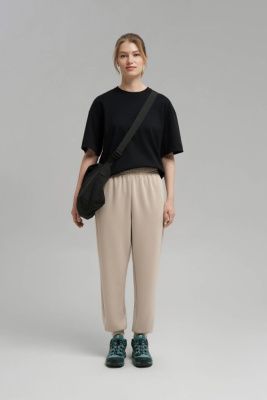 Свободная футболка из хлопкового трикотажа интерло