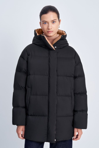 Стеганый пуховик с воротником-стойкой