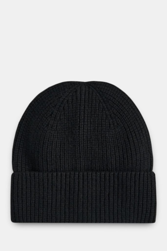 Шапка из шерсти