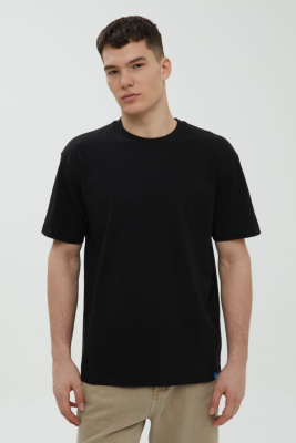 Базовая футболка из хлопка прямого силуэта