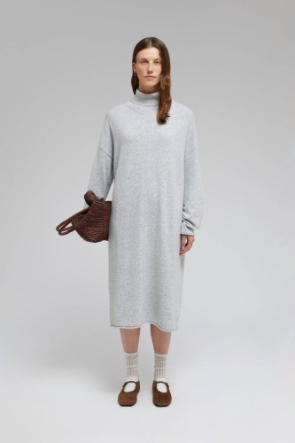 Вязаное платье с шерстью и кашемиром