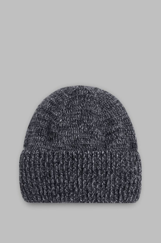 Шапка из шерсти