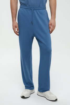 спортивные брюки