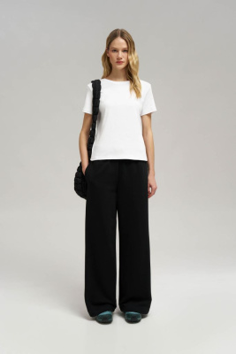 Футболка прилегающего кроя