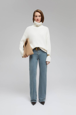 Свитер с шерстью