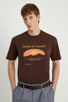 Футболка из хлопка с принтом