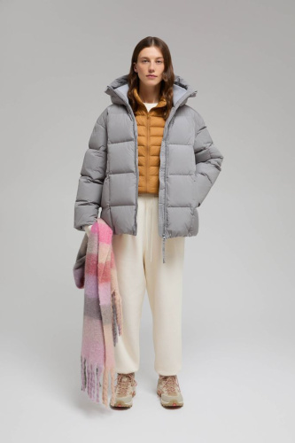 Стеганый пуховик с натуральным пухом