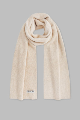 Пушистый шарф