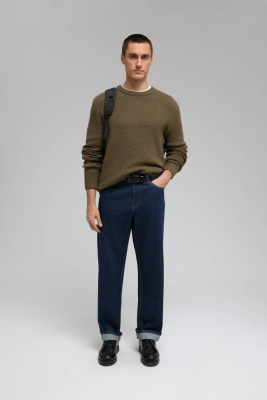 Джемпер с округлой горловиной прямого кроя