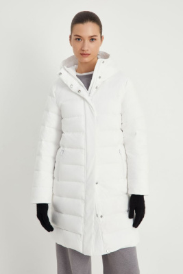 Пуховое пальто женское с капюшоном