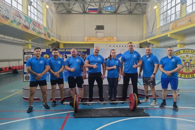 Команда «Железных дорог Якутии» успешно выступила на чемпионате Алданского района по бенчпрессу / ЯСИА  Алданский 