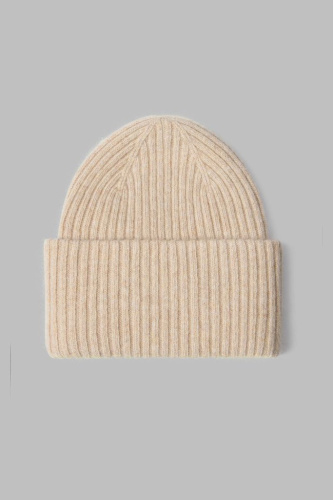 Шапка с подшерстком енота