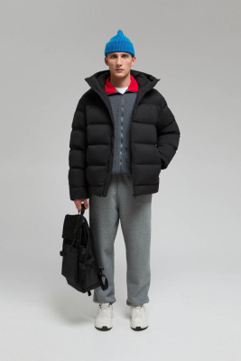 Пуховик с воротником-стойкой и капюшоном