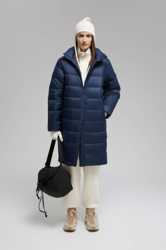 Пуховое пальто со съемным капюшоном