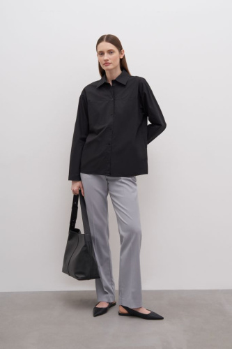 Брюки свободного кроя со стрелками