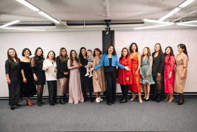 В Якутске 15 многодетных матерей освоили IT-профессии  / ЯСИА Якутск Якутск Республика Саха (Якутия)