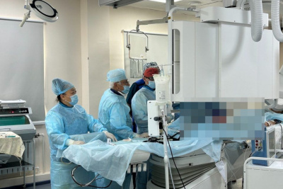 В Якутии впервые провели операции по восстановлению проходимости сосудов специнструментом / ЯСИА   Республика Саха (Якутия)