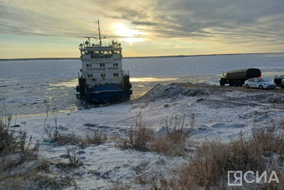Паромные перевозки по маршруту Жатай — Техтюр временно приостановили / ЯСИА   