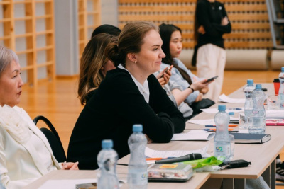 В Якутске Ксения Дудкина провела первую тренировку сезона по художественной гимнастике / ЯСИА Якутск Якутск Республика Саха (Якутия)