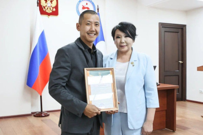 В Якутии отметили вклад рыбохозяйственных предприятий в поддержку участников СВО и их семей / ЯСИА   Республика Саха (Якутия)