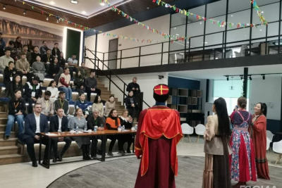 В Якутске стартовал II Дальневосточный молодежный межнациональный марафон «Якутия объединяет» / ЯСИА Якутск Якутск Республика Саха (Якутия)