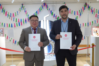 Влияние звучания хомуса на организм человека изучат в Медцентре Якутии / Саина Титова   