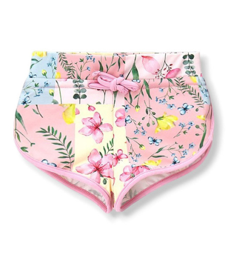 Шорты для маленькой девочки