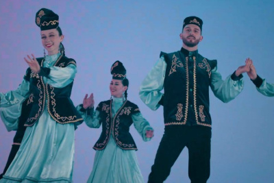 Клип «По полям» объединил артистов разных народов ко Дню народного единства / ЯСИА   