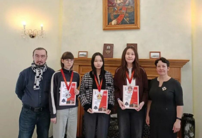 Якутские шахматистки подтвердили лидерство на чемпионате ДФО / ЯСИА   