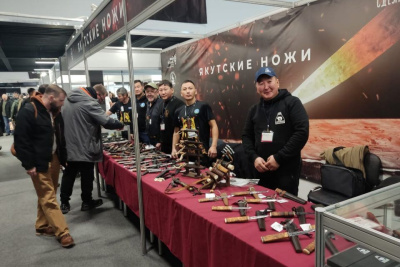 Якутские кузнецы принимают участие на международной выставке «Клинок — традиции и современность» / ЯСИА Москва Город Москва Москва