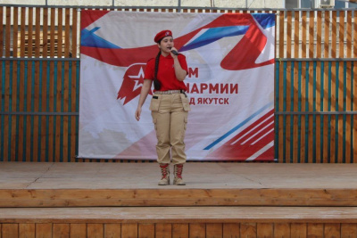 Юная якутянка Арина Суюндюкова представит республику в финале музыкального проекта «Голоса героев» / ЯСИА   