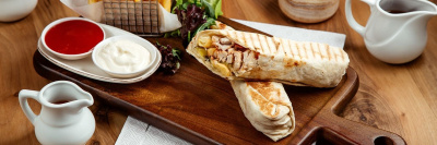 Шаурма стала привычным ресторанным блюдом /    