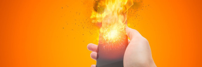 Почему смартфон может взорваться в руках? /    