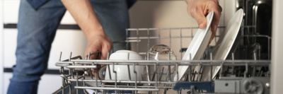 Сколько воды экономит посудомоечная машина? /    