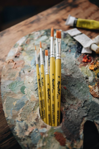 Кисть синтетика круглая Roubloff "start" ручка короткая, желтая матовая, серебристая обойма