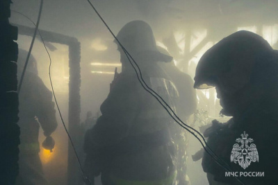 Пожар уничтожил административное здание в селе Нюрбинского района / ЯСИА   