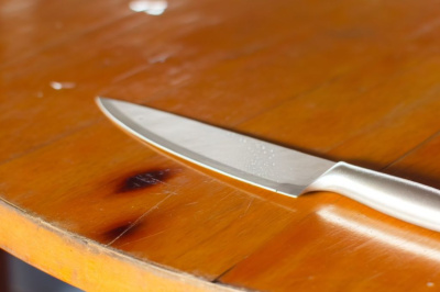 В Якутске женщина ударила ножом мужчину / ЯСИА   